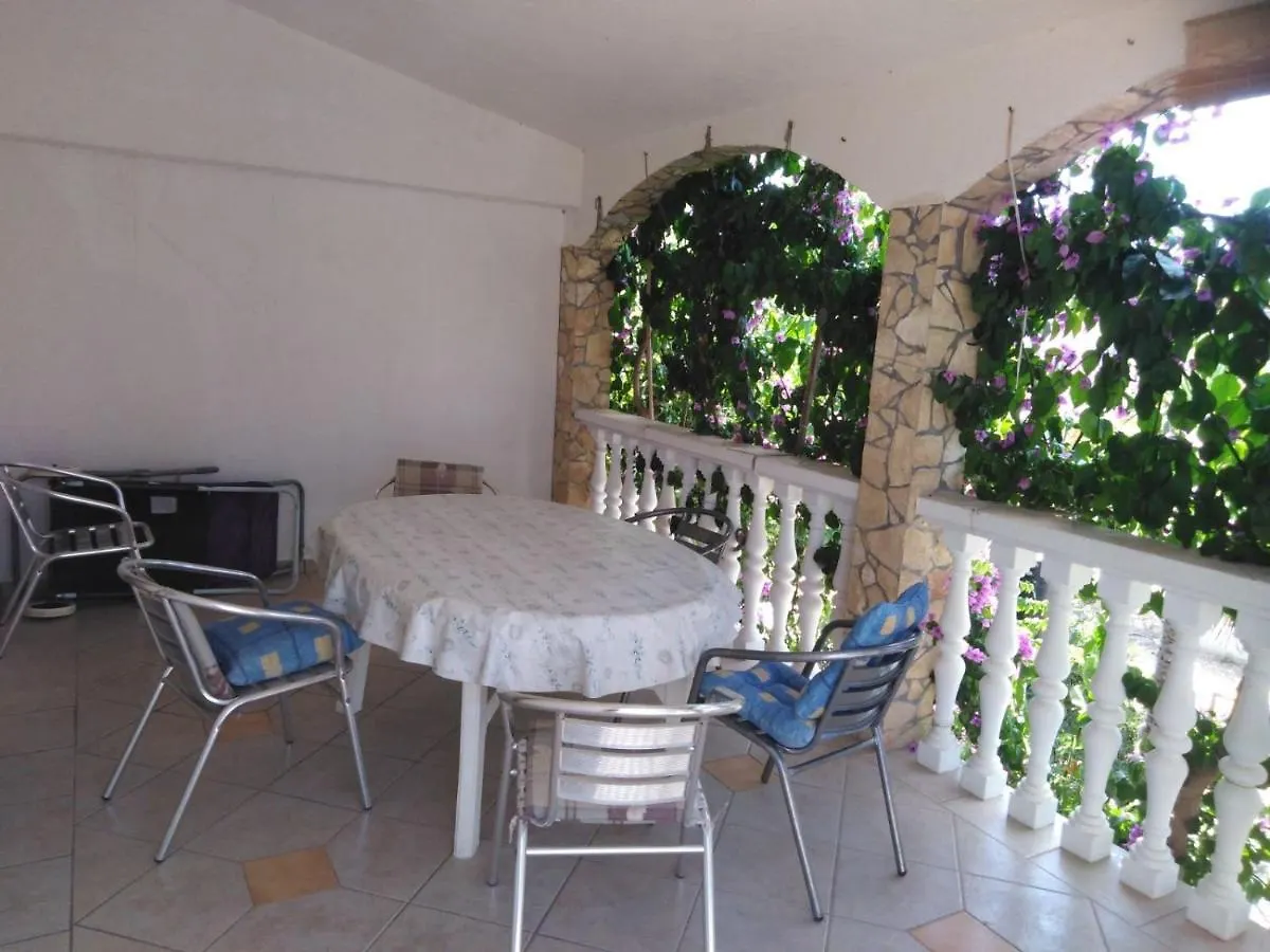 Apartment Apartman Ivica Vir
