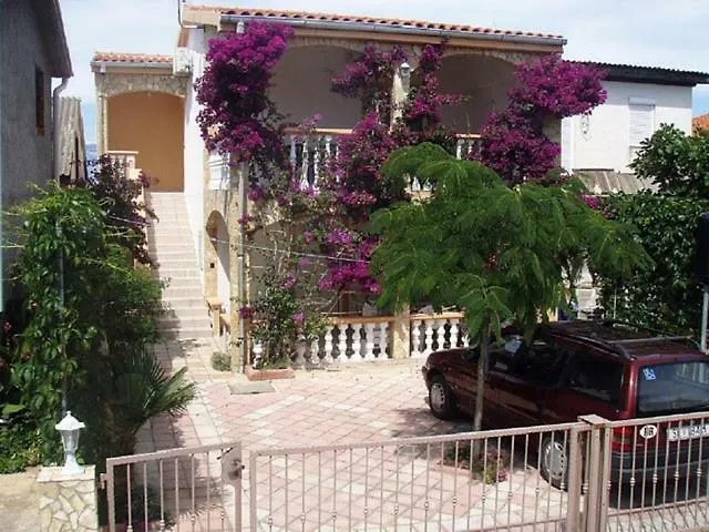 Apartman Ivica Vir Apartment